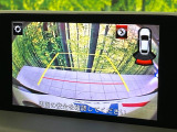 【360&deg;ビューモニター】専用のカメラにより、上から見下ろしたような視点で360度クルマの周囲を確認することができます☆死角部分も確認しやすく、狭い場所での切り返しや駐車もスムーズに行えます。