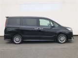 あなたにピッタリの中古車探しとカーライフのご提案を致します。