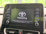 【メーカー純正ナビ】インテリアに溶け込むスタイリッシュな「専用設計」メーカーナビを装備♪視認性や操作性など基本性能にも優れ、より上質なカーライフをお楽しみいただけます。