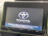 【純正ナビ】人気の純正ナビを装備しております。ナビの使いやすさはもちろん、オーディオ機能も充実!キャンプや旅行はもちろん、通勤や買い物など普段のドライブも楽しくなるはず♪
