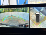 【アラウンドビューモニター】専用のカメラにより、上から見下ろしたような視点で360度クルマの周囲を確認することができます☆死角部分も確認しやすく、狭い場所での切り返しや駐車もスムーズに行えます。