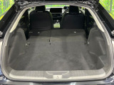 【パワーバックドア】スマートキーや運転席のボタンを押すだけでリアゲートが自動で開閉します!荷物を持っている時や、高い位置にあるバックドアを閉める際に便利な機能です♪