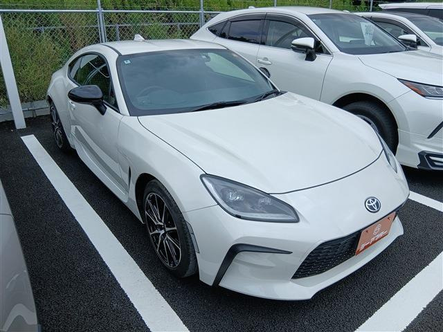 GR86 2.4 SZ 禁煙車 6連MT バックカメラ