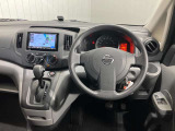 【運転席・助手席】スッキリとしたハンドル周りで使い勝手がいいです★