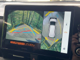 【パノラミックビューモニター】専用のカメラにより、上から見下ろしたような視点で360度クルマの周囲を確認することができます☆死角部分も確認しやすく、狭い場所での切り返しや駐車もスムーズに行えます。