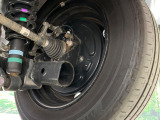 お車を安心してお乗りいただく為には、足回りの定期点検が欠かせません。サービスサポート(有償保証)では無料点検もご提供しており、安心のカーライフをお過ごしいただけるサポート体制が整っています。