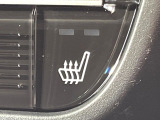 【シートヒーター】寒い日に重宝するシートヒーター!エアコンより早く温まってくれるので寒がりの人も安心ですね♪エアコンの温風は乾燥するから苦手、という方にもをおすすめです。