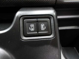 両側パワースライド装備です♪運転席から開け閉めの操作・ON/OFFの切替えも可能です♪