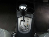 フロアシフトのCVTオートマチック車です。
