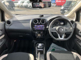 運転席まわりです。細かいオプションなど、気になるところがあればお気軽にメールやお電話等でお問合せください。