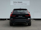 ◆バック/万が一を考え、安全性を重視する方に選ばれているVOLVO車。ドアを開閉するとその重み・厚みに驚くはず