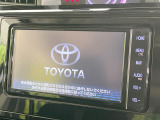 【純正ナビ】人気の純正ナビを装備しております。ナビの使いやすさはもちろん、オーディオ機能も充実!キャンプや旅行はもちろん、通勤や買い物など普段のドライブも楽しくなるはず♪