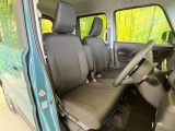 運転席シート廻りは使用感も少なく、良好な状態となっています。丁寧に使われていたことがよくわかりますね。