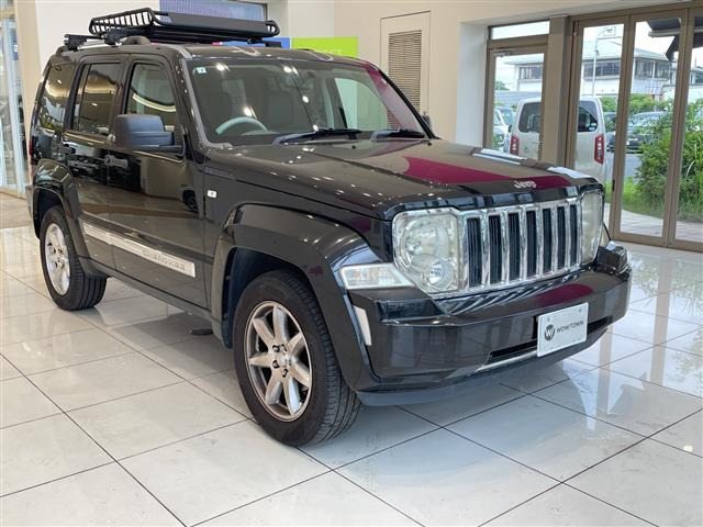 グランドチェロキー リミテッド 4WD 本革シート