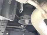 お車を安心してお乗りいただく為には、足回りの定期点検が欠かせません。サービスサポート(有償保証)では無料点検もご提供しており、安心のカーライフをお過ごしいただけるサポート体制が整っています。