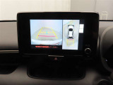 バックモニターを装備しています。車庫入れ時等に車両後方が確認出来るのでとても便利です。