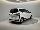 走りにこだわりながら収納力も持ち合わせたお車です。荷物を載せて軽快なドライブを楽しめますよ♪