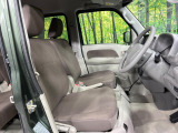 運転席シート廻りは使用感も少なく、良好な状態となっています。丁寧に使われていたことがよくわかりますね。