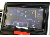 CD、DVD、SD、USB、Bluetooth、iPod、フルセグTV、ラジオをご使用いただけます♪
