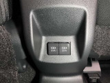 充電用USB端子が付いています。