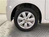 機敏さを引き立てる純正アルミ 155/65 R14 装着!