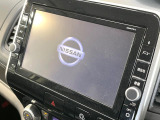 【純正ナビ】人気の純正ナビを装備。オーディオ機能も充実しており、Bluetooth接続すればお持ちのスマホやMP3プレイヤーの音楽を再生可能!毎日の運転がさらに楽しくなります!!