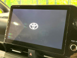 【10.5インチナビ】高級感とインパクトのある大画面ナビを装備。各種オーディオ操作はもちろん、スマホ連携もできる利便性の高いナビです♪