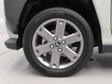 ダイハツ認定中古車は、『車両状態証明書』『約60項目の徹底点検・整備』『内装の徹底清掃と洗浄』『もしもの時の無償保証』が全車に付いています。
