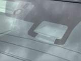 【セーフティセンス】セーフティセンスは、前方車両や歩行者を検知して衝突回避を支援する先進安全システムです。事故リスクを低減し、安心感のあるドライブをサポートします。