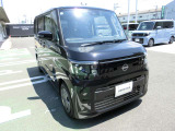 今話題のLEDランプが付いているので明るいですよ♪視界良好で安全確保!