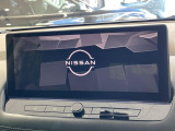 【メーカー純正ナビ】インテリアに溶け込むスタイリッシュな「専用設計」メーカーナビを装備♪視認性や操作性など基本性能にも優れ、より上質なカーライフをお楽しみいただけます。