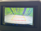 【バックカメラ】駐車時に後方がリアルタイム映像で確認できます。大型商業施設や立体駐車場での駐車時や、夜間のバック時に大活躍!運転スキルに関わらず、今や必須となった装備のひとつです!