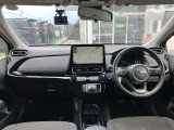 【運転席・インパネまわり】ハンドル・シート・フロアーなど隅々までプロによるクリーニング済み☆彡キレイな車内でドライブが一層快適にお楽しみいただけます!!