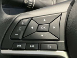 ステアリングスイッチ搭載!ハンドルひとつで手を離さなくても運転中視線をそらさなくても操作が出来て便利です♪