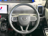 【純正革巻きステアリング】上質な革を使用することで、手にしっかり馴染みとても運転しやすいハンドルです♪