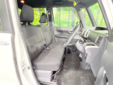 運転席シート廻りは使用感も少なく、良好な状態となっています。丁寧に使われていたことがよくわかりますね。