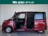 両側パワースライドドア付きだから、狭い駐車スペースなどでの 乗り降りラクラク!小さなお子さまのいるご家庭には嬉しい装備。