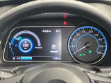 【メーター】電気自動車ならではのスピードメーターなどはデジタル&カラフルなのでとても見やすくなっています♪