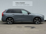 ◆サイド/流麗なプロポーションはVOLVO車の真骨頂。「美しいものと共にありたい」というオーナーの願いを満たします