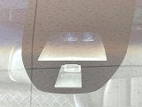 【ホンダセンシング】走行中に前方の車両等を認識し、衝突しそうな時は警報とブレーキで衝突回避と被害軽減をアシスト。より安全にドライブをお楽しみいただけます。
