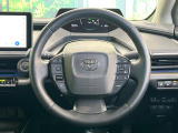 【純正革巻きステアリング】上質な革を使用することで、手にしっかり馴染みとても運転しやすいハンドルです♪