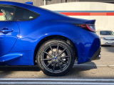 タイヤサイズ 215/40R18
