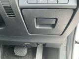 ETCはついておりません。取付位置は写真の位置でございます。