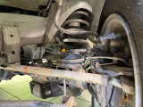 お車を安心してお乗りいただく為には、足回りの定期点検が欠かせません。サービスサポート(有償保証)では無料点検もご提供しており、安心のカーライフをお過ごしいただけるサポート体制が整っています。