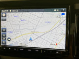 【大画面ナビ】人気の大型10インチナビを装備。存在感のある大画面はインパクト大!ナビ利用時のマップ表示は見やすく、テレビやDVDは臨場感がアップ!いつものドライブがグッと楽しくなります♪