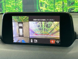 【360&deg;ビューモニター】専用のカメラにより、上から見下ろしたような視点で360度クルマの周囲を確認することができます☆死角部分も確認しやすく、狭い場所での切り返しや駐車もスムーズに行えます。
