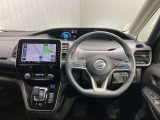 全方位で視界が広い。気持ちがよくて、運転もしやすい。1列目から3列目まで、すべての席がゆったりと座れるスペシャルシートです♪