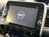 【純正9インチナビ】人気の大型9インチナビを装備。存在感のある大画面はインパクト大!ナビ利用時のマップ表示は見やすく、テレビやDVDは臨場感がアップ!いつものドライブがグッと楽しくなります♪