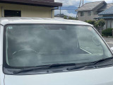 中古車両のため使用感はございますが、ボディの艶を保っており、内外装ともに非常にきれいな状態です。