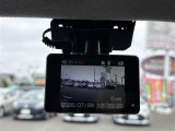 【ドライブレコーダー】映像・音声などの運転中の記録を残します。事故などを起こした起こされた時の証拠になりえますので、もしも時でも安心ですね。